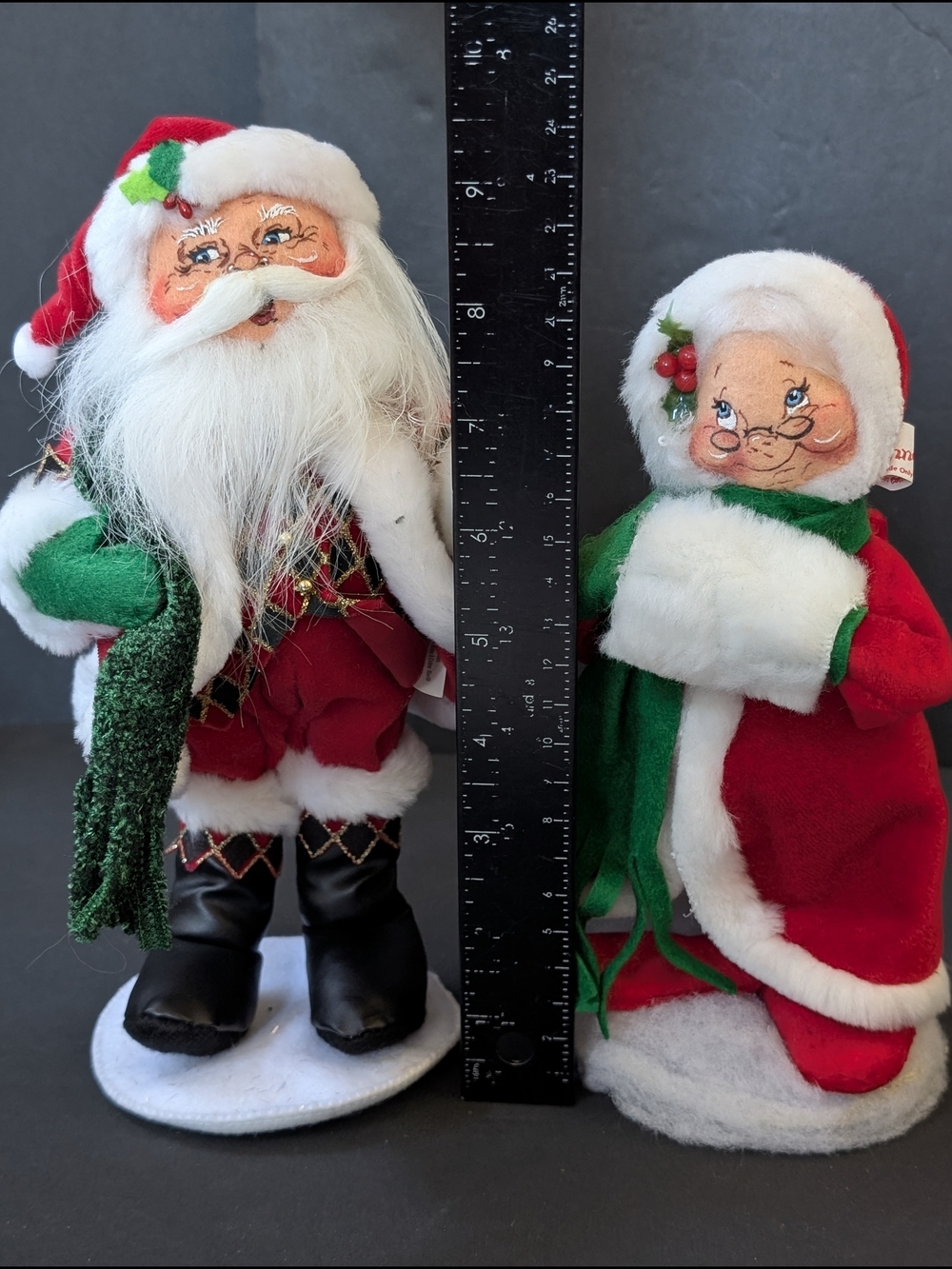 Annalee Red and Green Santa & Mrs. Claus Holiday Figurine Pair - Picture 2 of 8